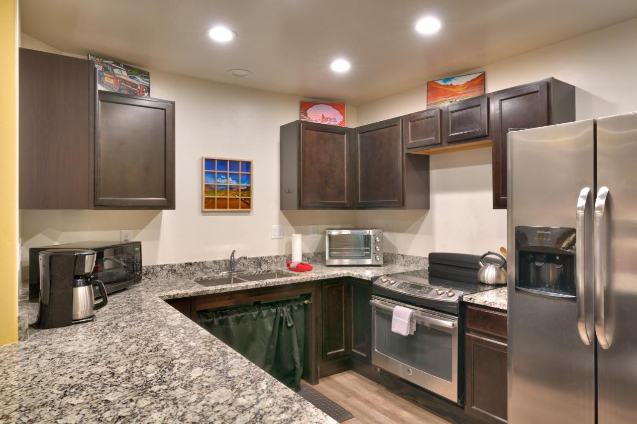 2A Relaxing Redcliff Condo Moab Exterior photo